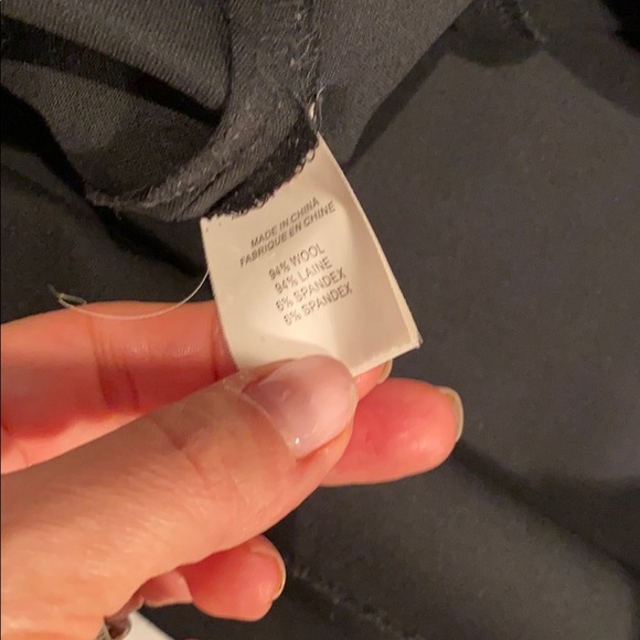 Theory wool pencil skirt black sz 4 - Picture 6 of 6